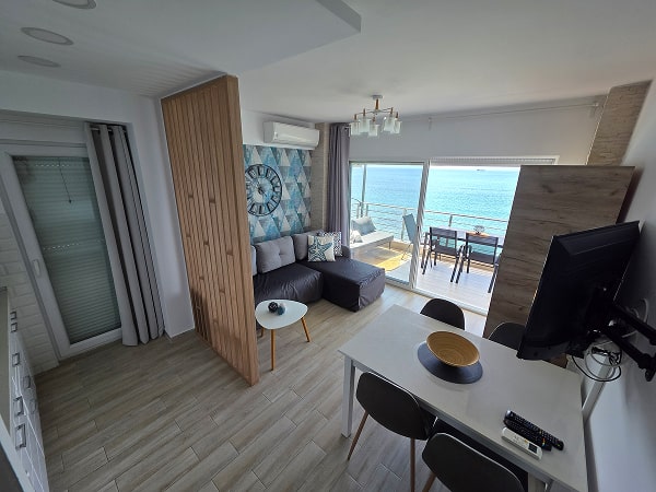 apartman 1 pogled iz sobe